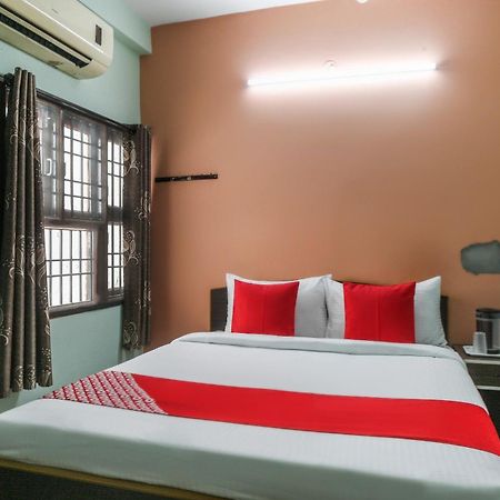 Oyo Modern Guest House Chennai Ngoại thất bức ảnh