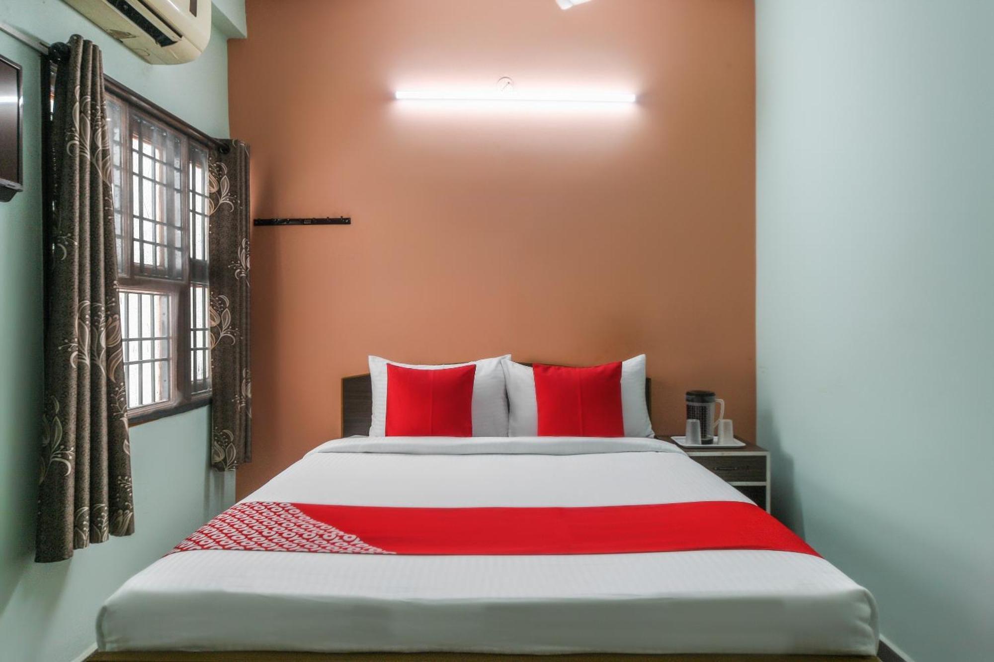 Oyo Modern Guest House Chennai Ngoại thất bức ảnh