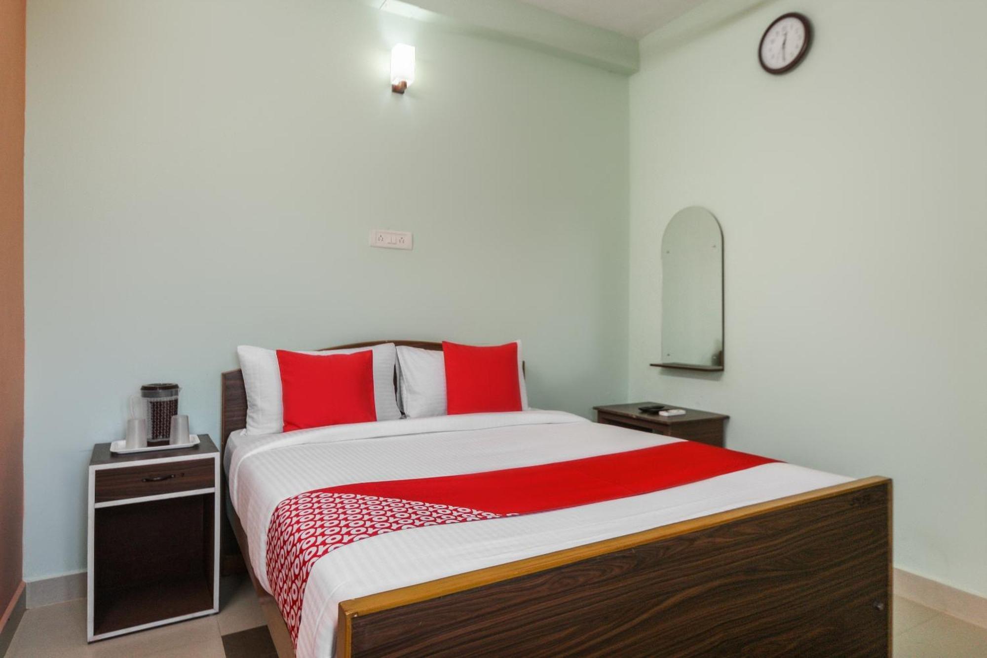 Oyo Modern Guest House Chennai Ngoại thất bức ảnh