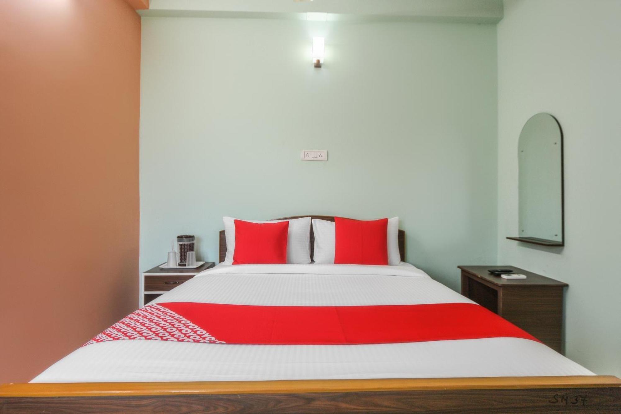 Oyo Modern Guest House Chennai Ngoại thất bức ảnh