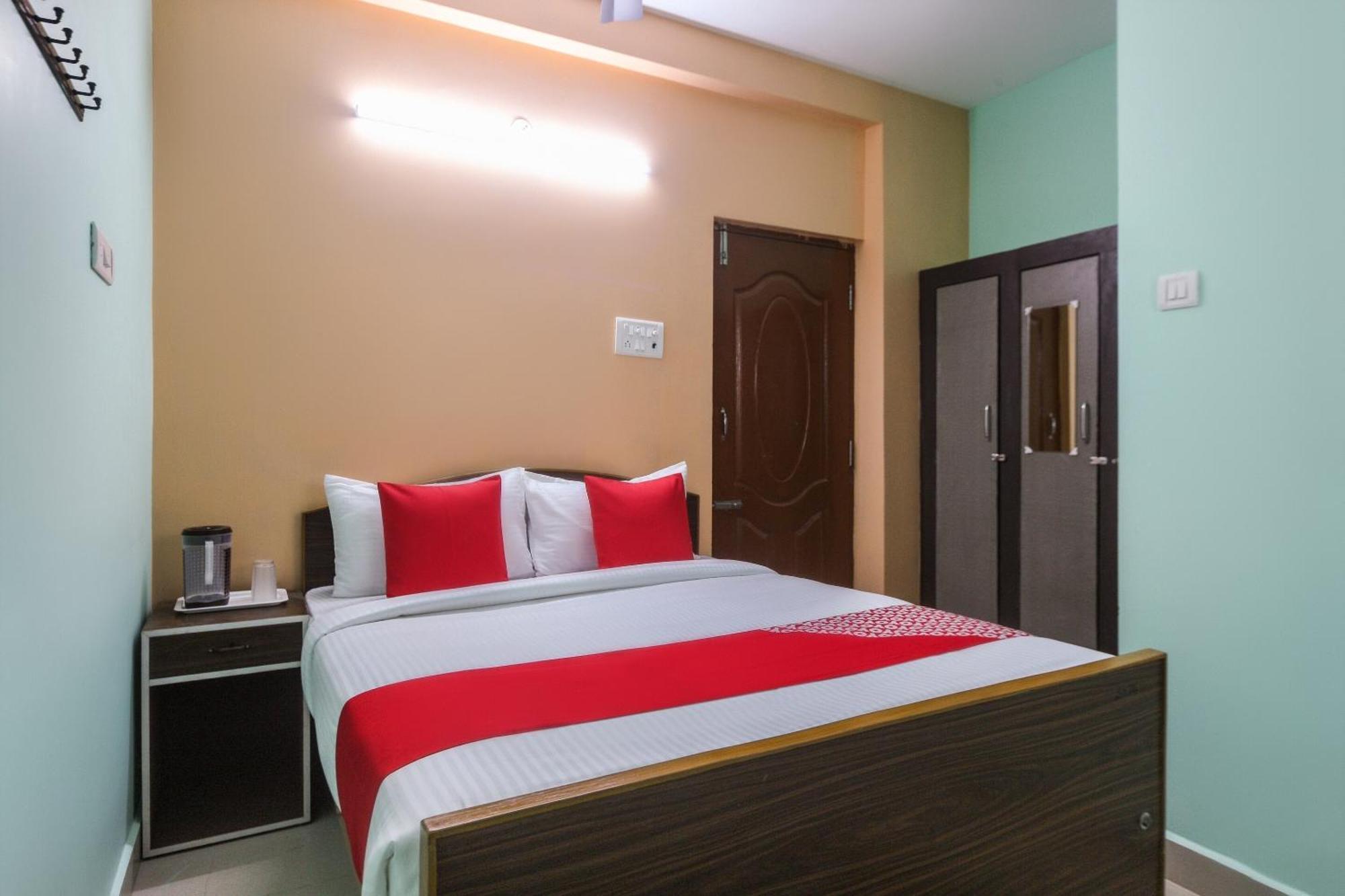 Oyo Modern Guest House Chennai Ngoại thất bức ảnh