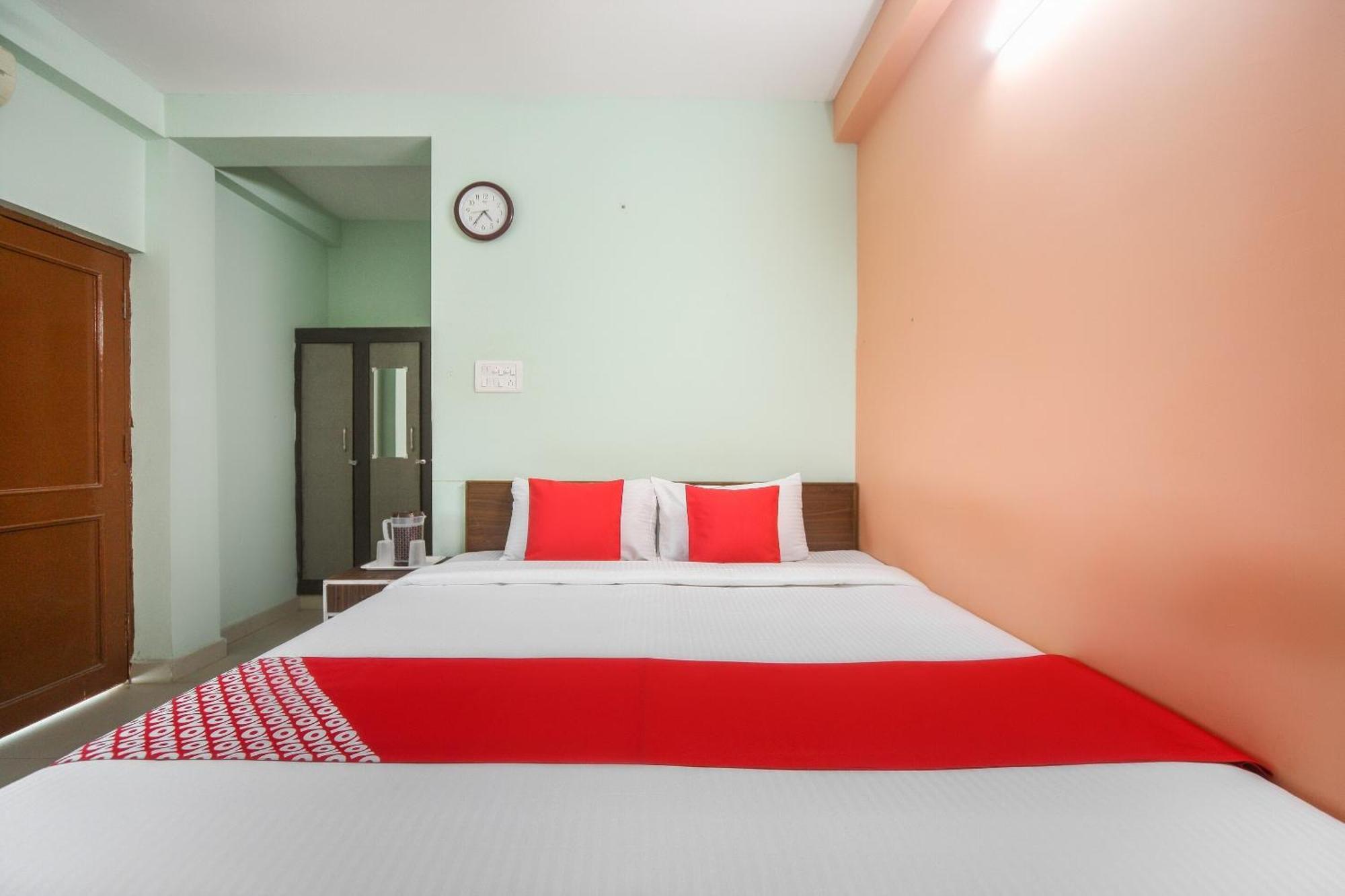 Oyo Modern Guest House Chennai Ngoại thất bức ảnh