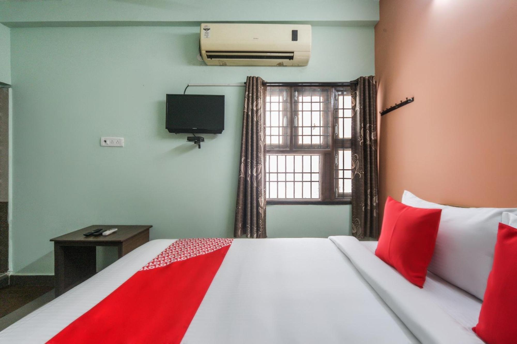 Oyo Modern Guest House Chennai Ngoại thất bức ảnh