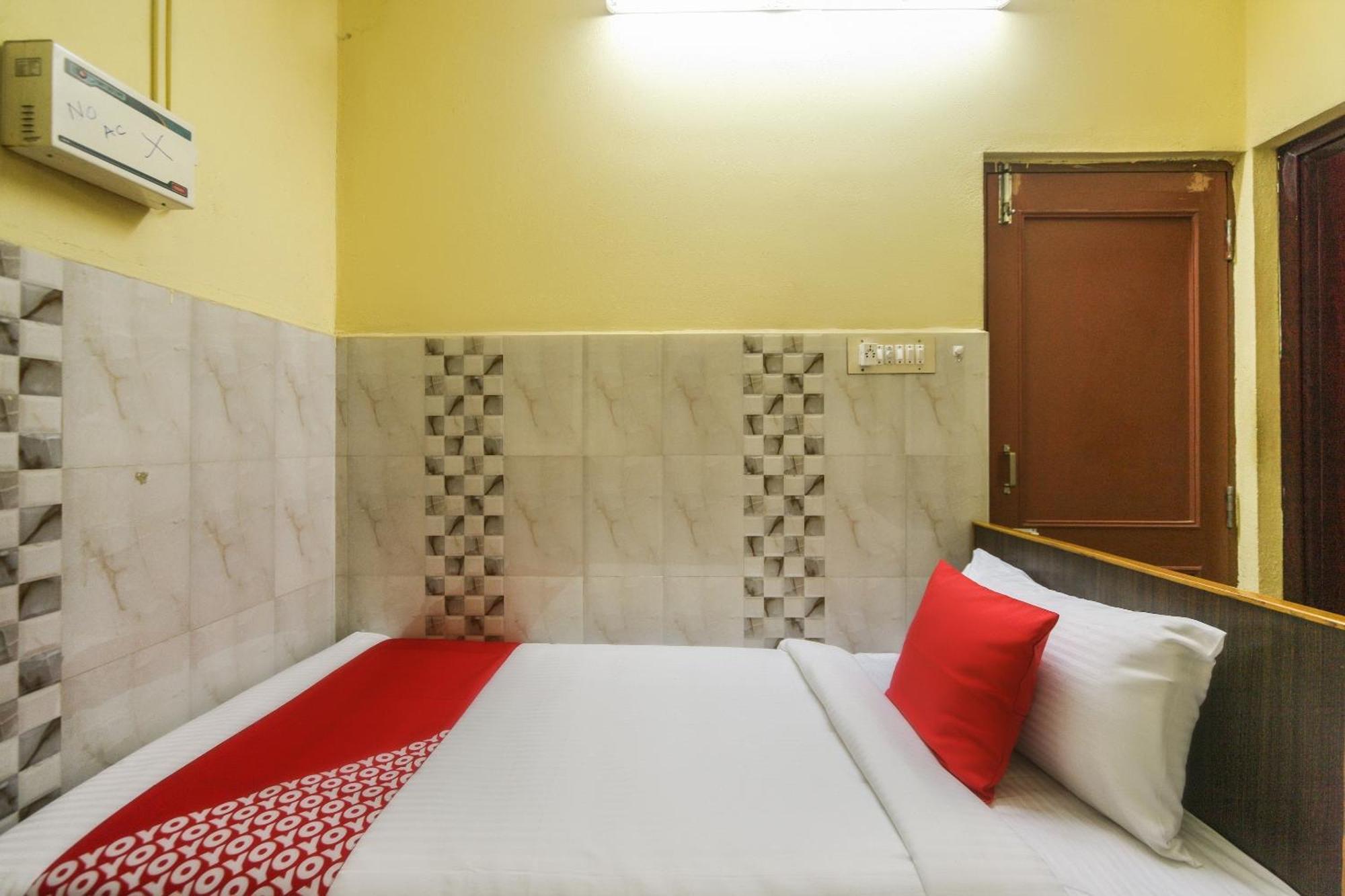 Oyo Modern Guest House Chennai Ngoại thất bức ảnh